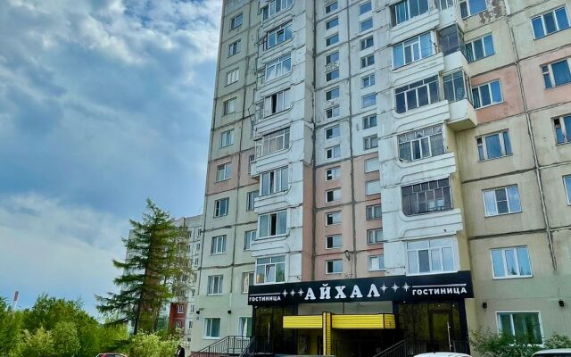 Отель Айхал