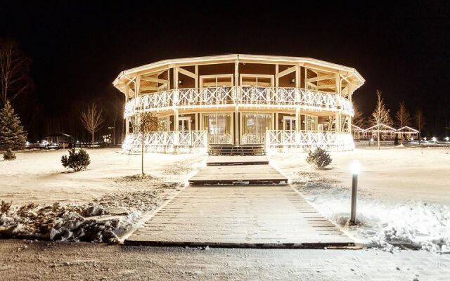 Vazuza Turisticheskaya Derevnya Resort