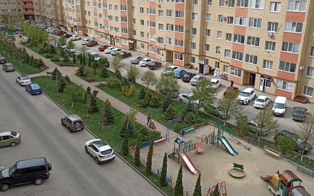 Uyutnaya Kvartira Dlya Semeynogo Otdykha Flat