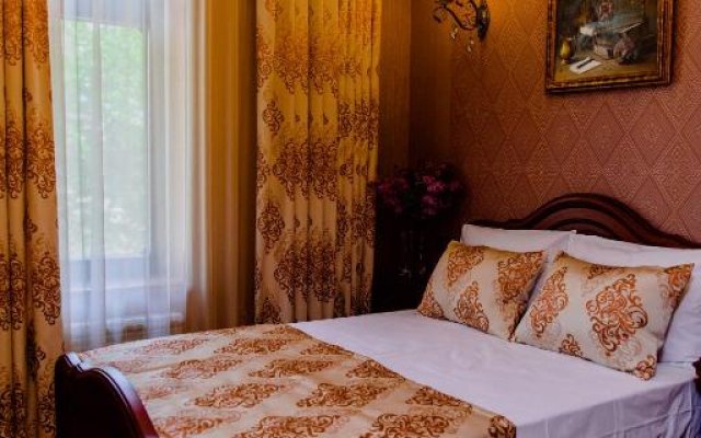 Royal Antique Boutique Hotel