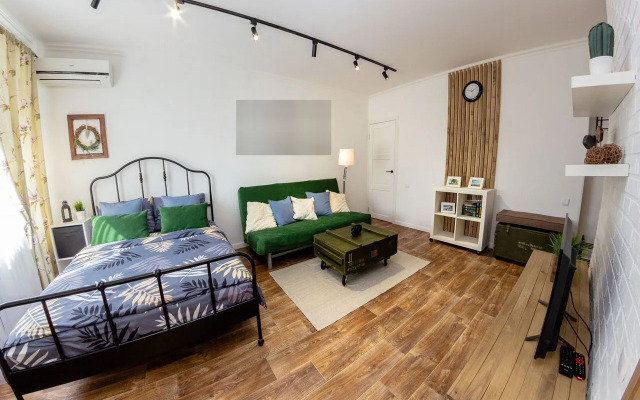 Na Sovetskoy Ulitse Flat
