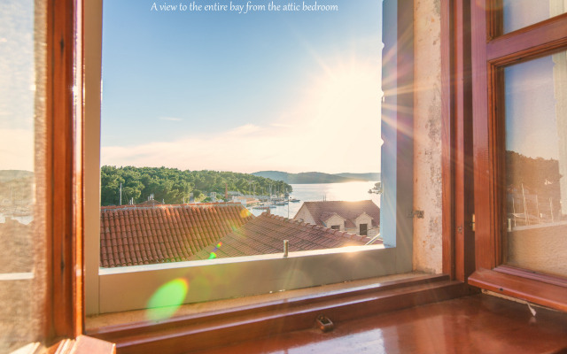 Traditional Stone Vicina Milna Brac Island Villa
