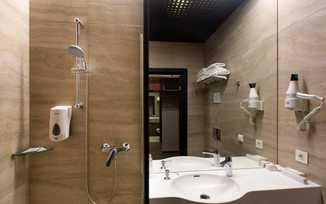 Fabrika Hotel