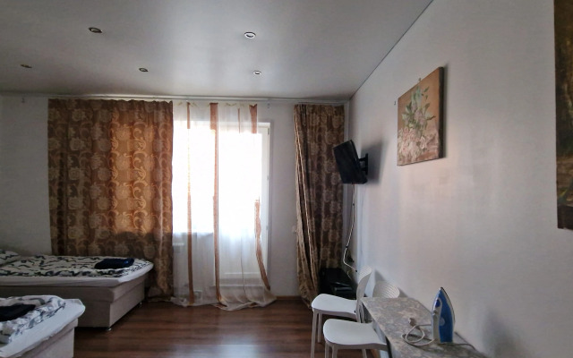 25 Let Oktyabrya Istra Posutochno Flat