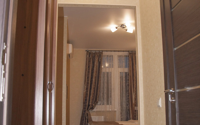 Апартаменты студия 2 Исполкомская 4-6