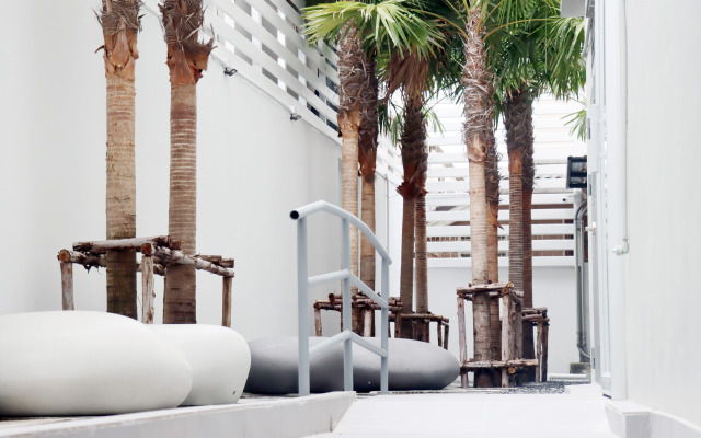 Отель UTD8 Hotel & Residence