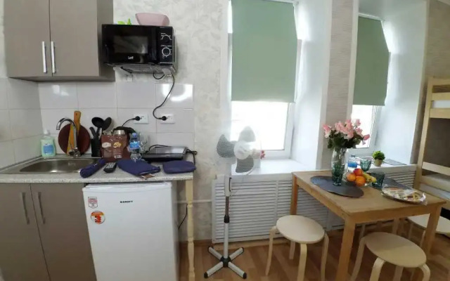 Студия 4 Тат Хаус на улице Нурсултана Назарбаева 9 в центре города у станции метро