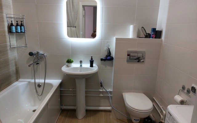 Апартаменты Квартира рядом с ТЦ Веер-молл