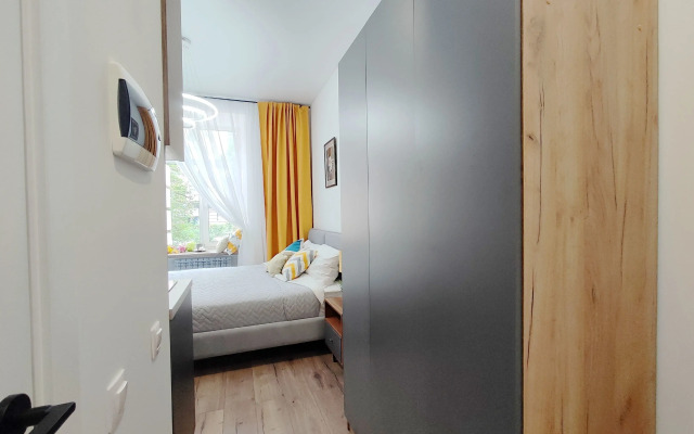 Dizaynerskaya Studiya S Dvuspalnoy Krovatyyu Flat