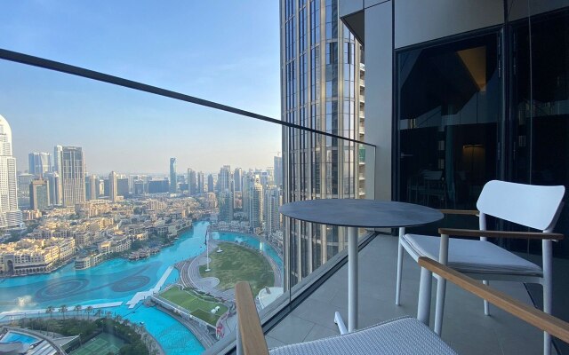 Апартаменты Deluxe 2BR with Burj Khalifa and Fountain View