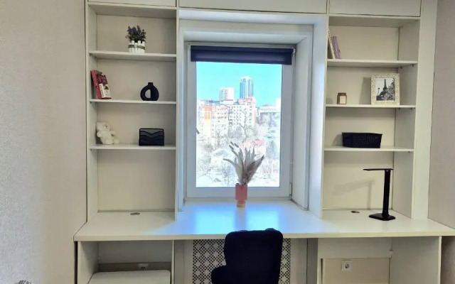 Квартира Просторная 2-к квартира в центре Владивостока