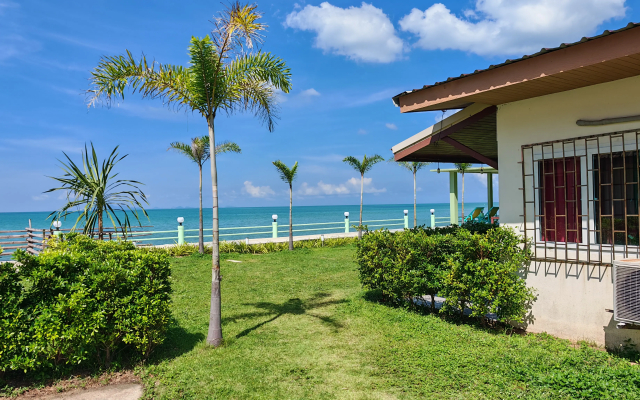 Курортный Отель Lipa Bay Residence