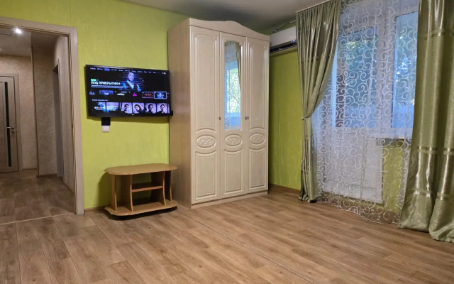 Prostornaya Kvartira Na Oblachnom Pereulke 78 Flat