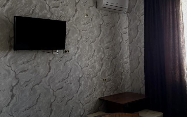 Dvin Guest House
