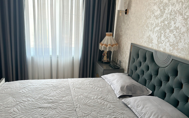 Апартаменты "Эленика" Двухкомнатные в Махачкале с видом на озеро