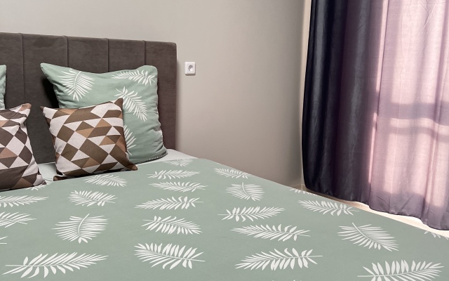 V Tsentre Lomonosova 167 Flat