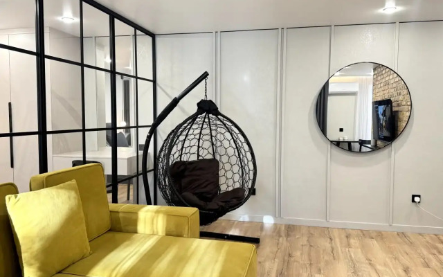 Krasivaya Studiya V Tsentre Karagandy Flat