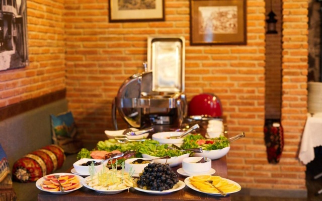 Aivani Hotel - Image 3