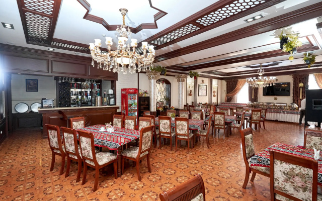 Rakat Plaza Hotel