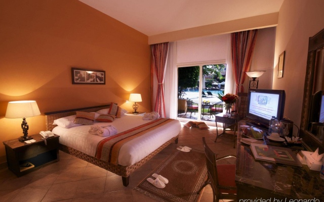 Swiss Inn Pyramids Golf Resort Cairo - Image 2