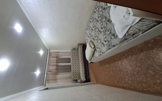 Na Artilleriyskoy Flat