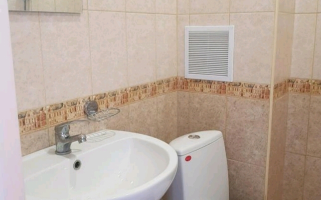 Larisa Guest House