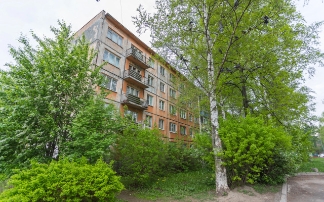 V Spalnom Rayone Flat