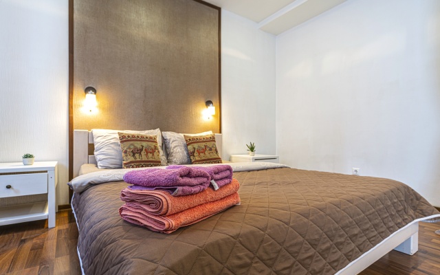 Квартира 2-х комнатная на Ильюшина около клиники Скандинавия