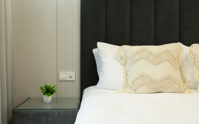 Poslednij Etazh Leta - Stilnaya Studiya u Morya v Sochi (Ashe) Apartments