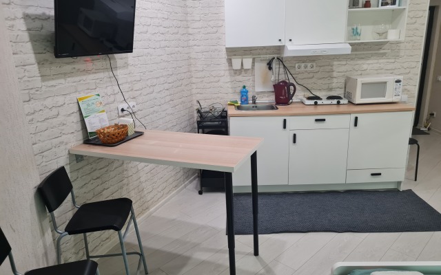 Studiya Na Ulitse Dmitrievoy 32b Green 7 Apartments