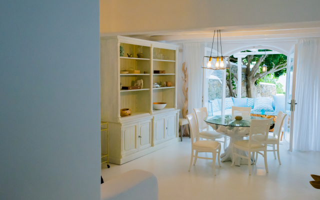 Luxury Chara with Private Pool Villa