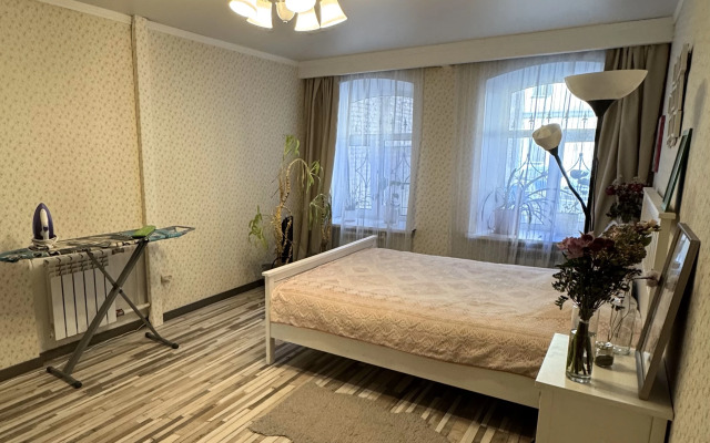 Квартира с отдельным входом у Троицкого Собора