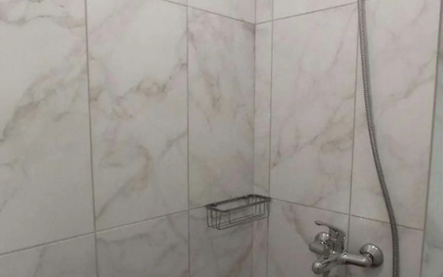 2 Na Ulitse Dekabristov 23 Apartments