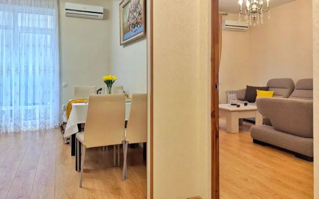 Flat s Balconom v Kurortnoi Zone