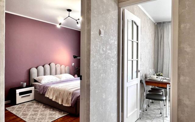 V Tsentre S Vidom Na Gorod Flat