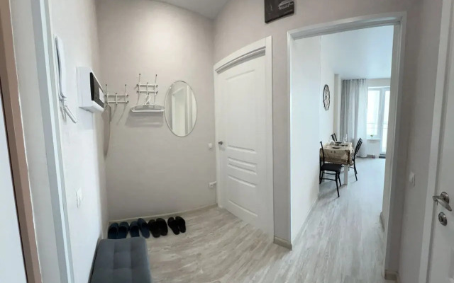 Квартира с диванчиком в новом районе у ТЦ Глобус