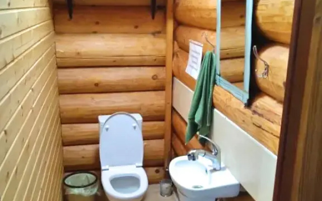 Brevenchatyij Guest House