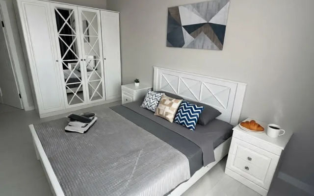 Квартира Стильная Двухкомнатная Для Проживания От 1 До 6 Гостей