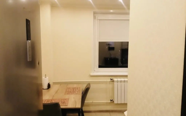 Kvartira Na Shipilovskoy 1 Minuta Peshkom (1) Apartment