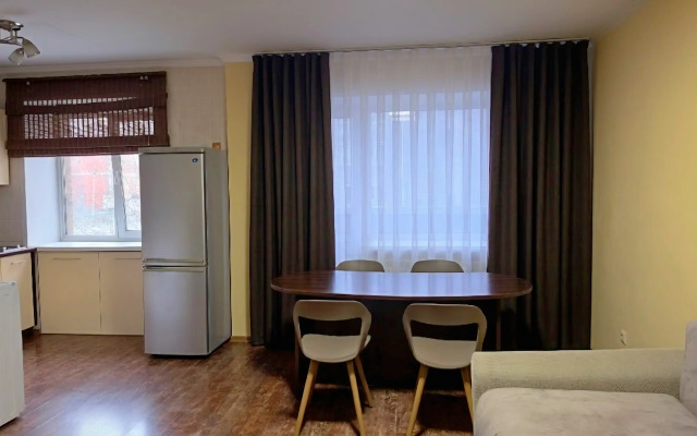 Апартаменты Трехкомнатная Квартира