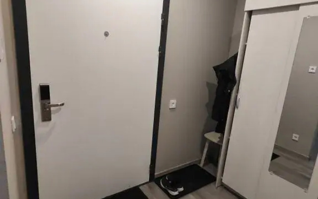 Na Vitebskom prospekte 99k1 Flat