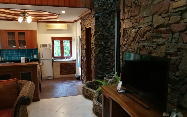 Polina Park Mini Hotel