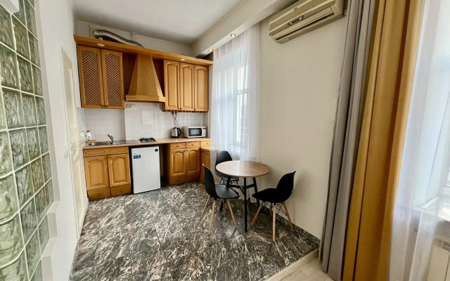 V Tsentre Goroda Flat