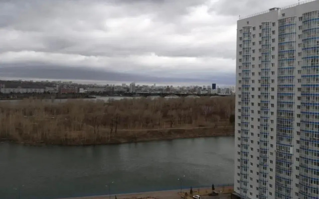 Na Karamzina 14 Ryadom s Naberezhnoy Flat