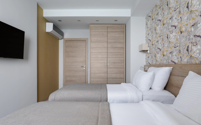 Нotel HIDENS Apart Hotel