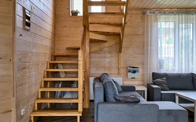Kottedzh s saunoy ryadom s Petergofom Private house
