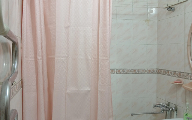 Квартира Трехкомнатная у Жд Вокзала Красная Площадь 3а