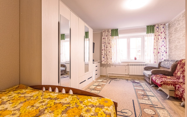 Квартира на Максима Горького 1