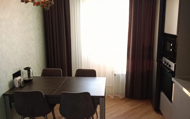 Premium Dvuhkomnatnaya S Vidom Na Reku Flat