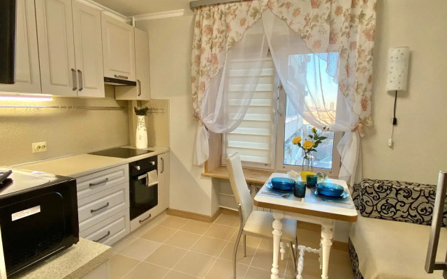 Goldapart Na Chertanovskoy Flat